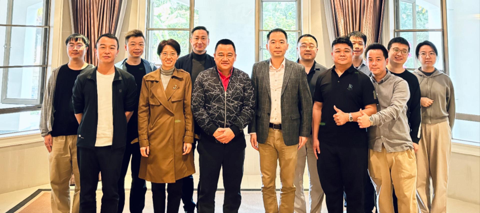 星光直播-在线直播-美女直播
举办校友春茗会——共话发展新篇章